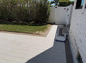 hydroPAVERS® Jersey Shores Super White Driveway