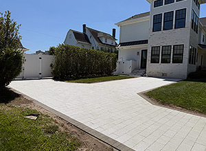 hydroPAVERS® Jersey Shores Super White Driveway