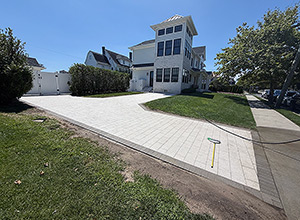 hydroPAVERS® Jersey Shores Super White Driveway