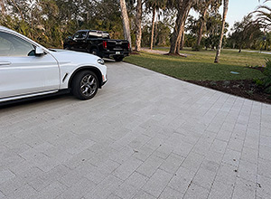 hydroPAVERS® - Circular Driveway - Off White